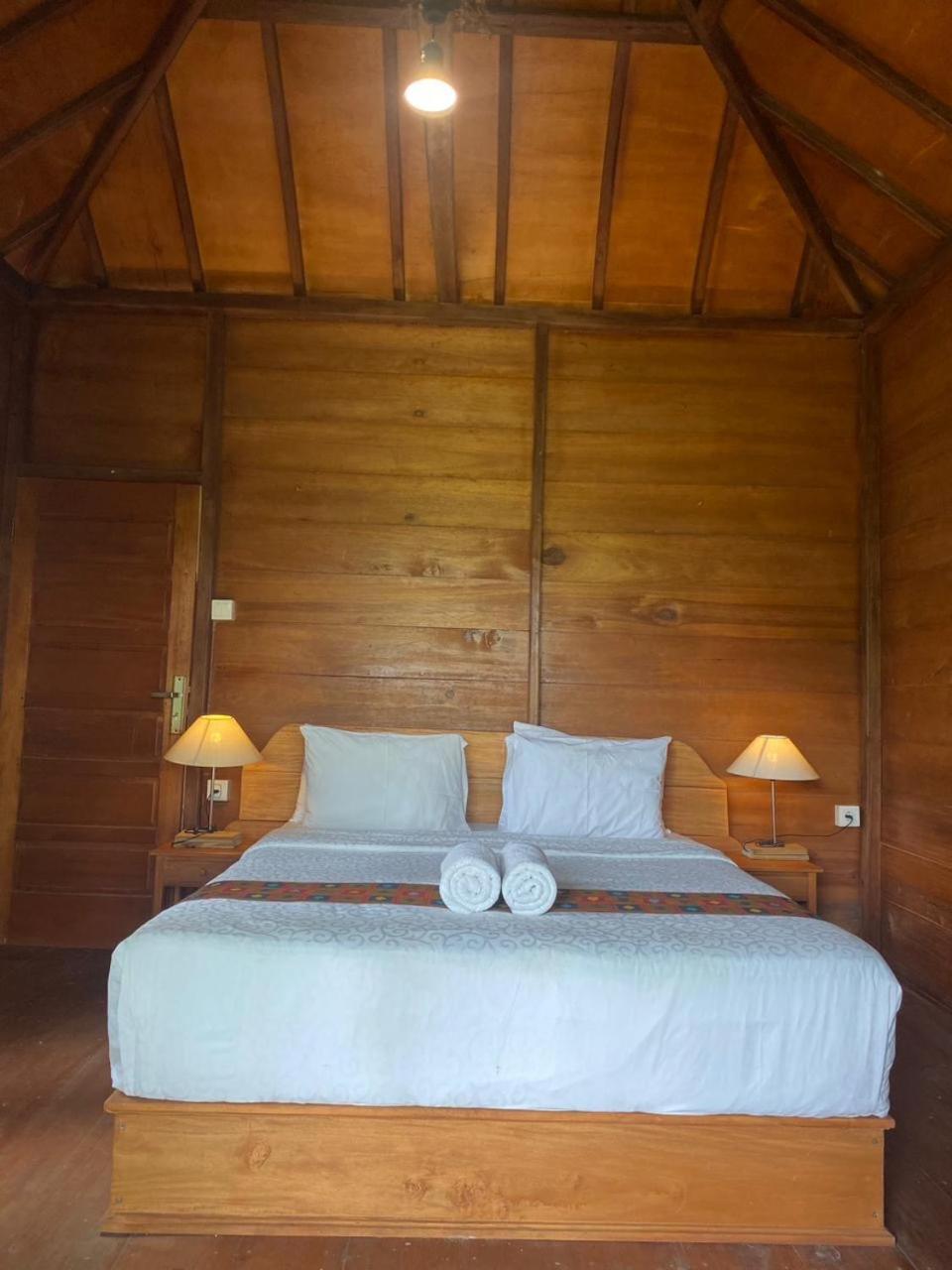 Uma D'Nyuh Homestay 싱가라자 외부 사진