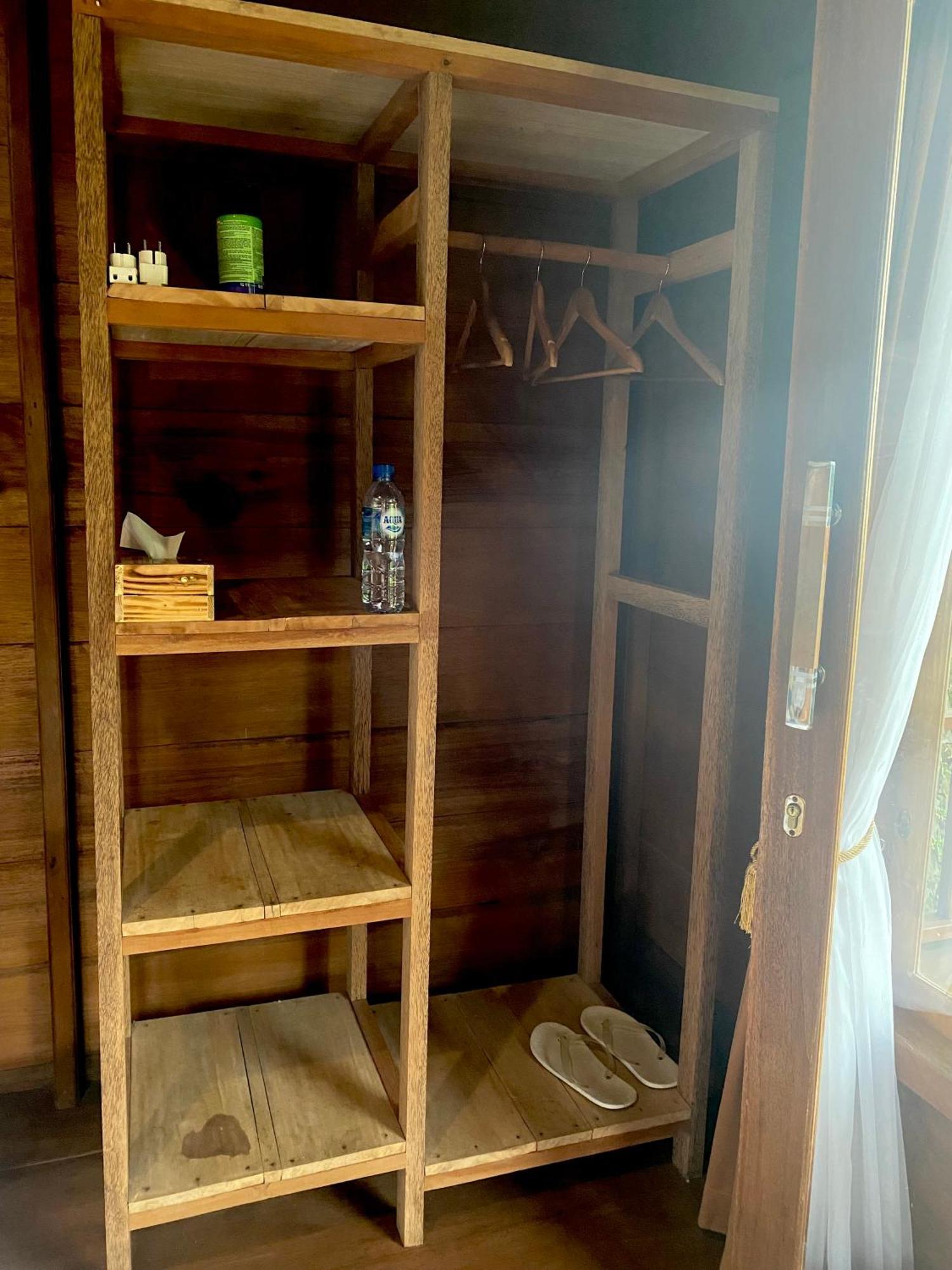 Uma D'Nyuh Homestay 싱가라자 외부 사진
