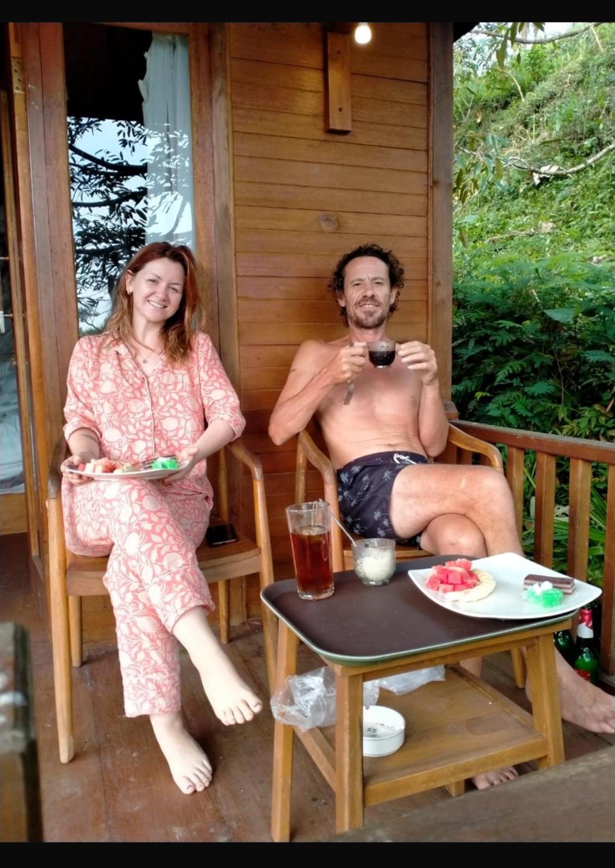 Uma D'Nyuh Homestay 싱가라자 외부 사진