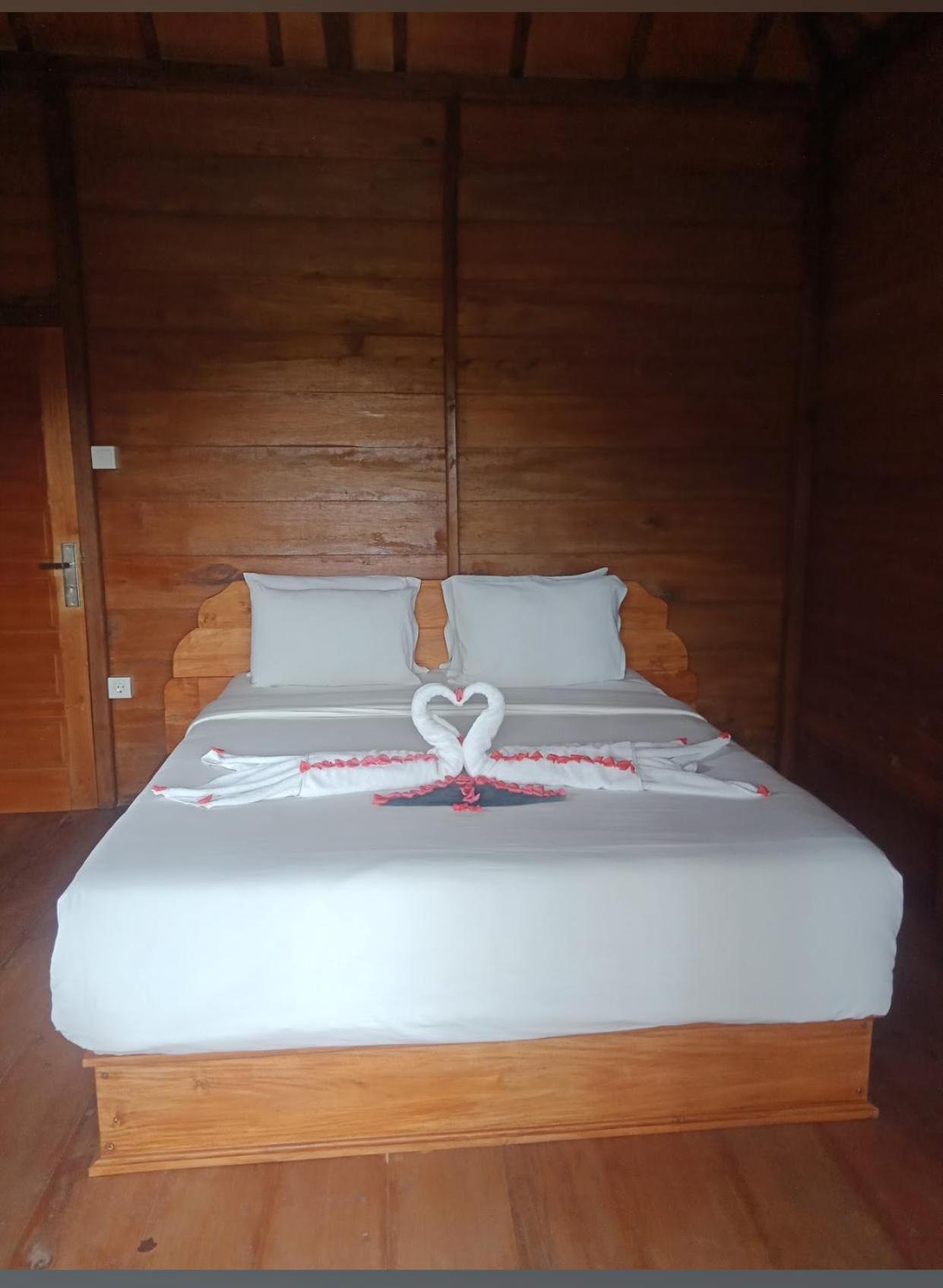 Uma D'Nyuh Homestay 싱가라자 외부 사진